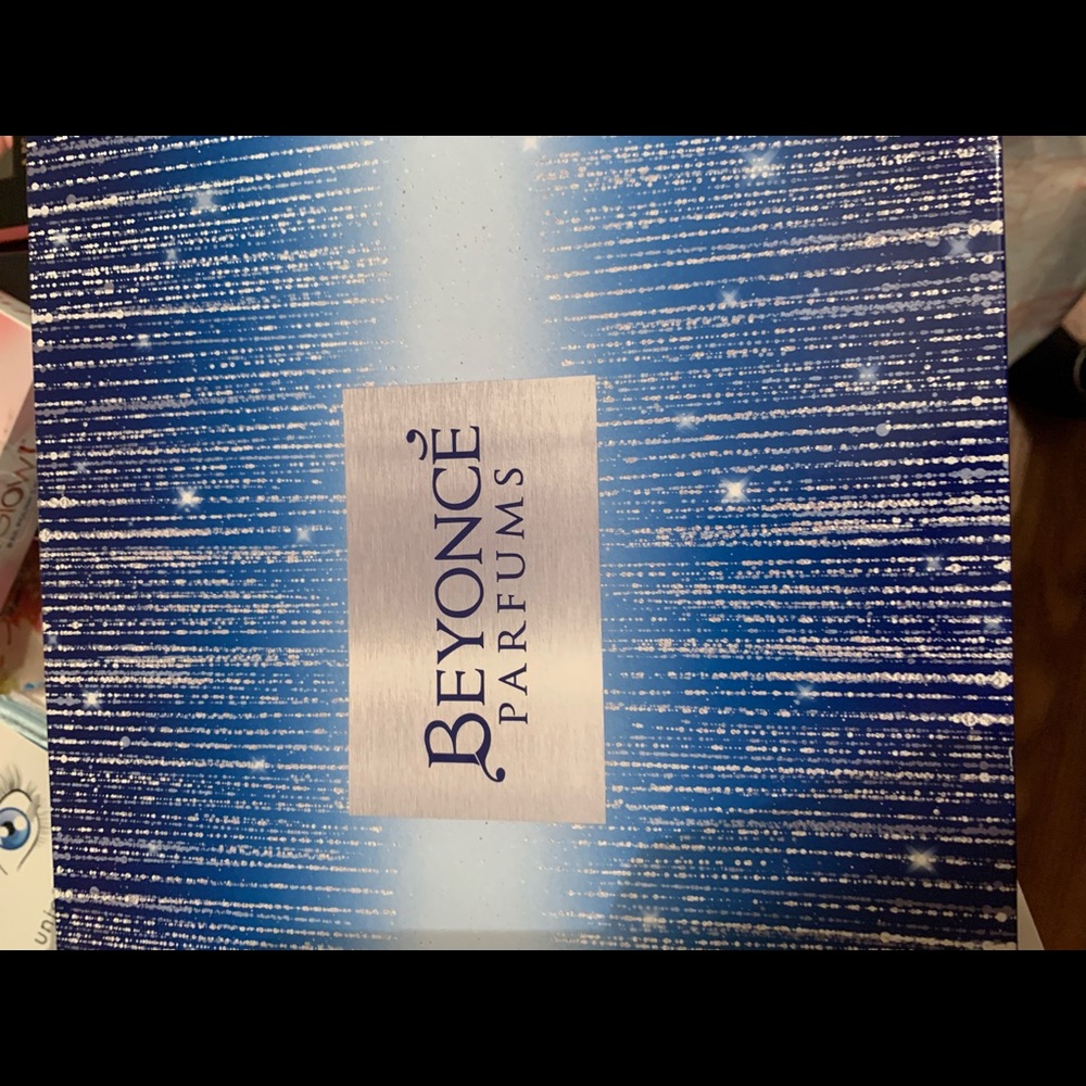 Brand new Beyonce parfume set